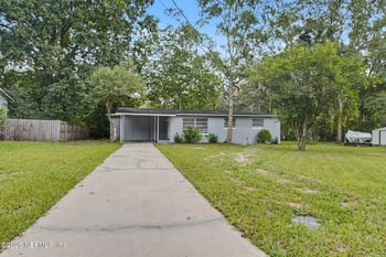 7832 Delaroche Ct, Jacksonville, FL 32210