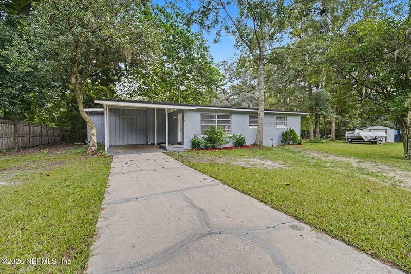7832 Delaroche Ct, Jacksonville, FL 32210