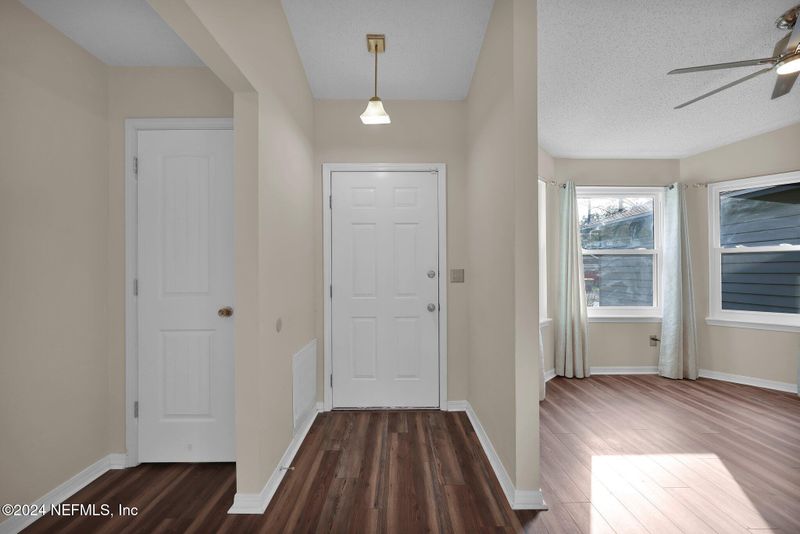 7834 Collins Ridge Blvd E, Jacksonville, FL 32244