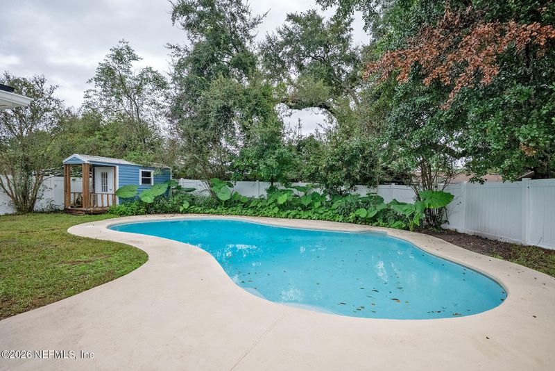 7837 Rondeau Dr E, Jacksonville, FL 32217