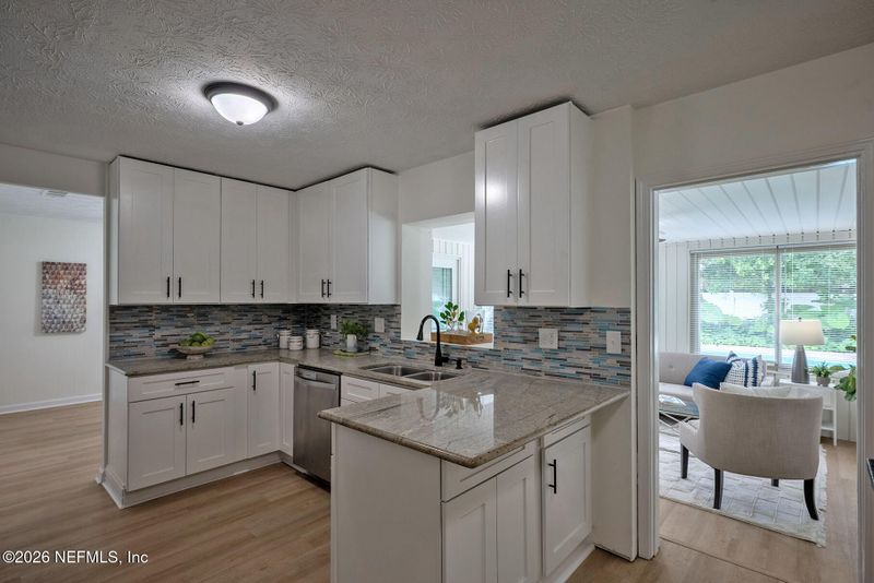 7837 Rondeau Dr E, Jacksonville, FL 32217