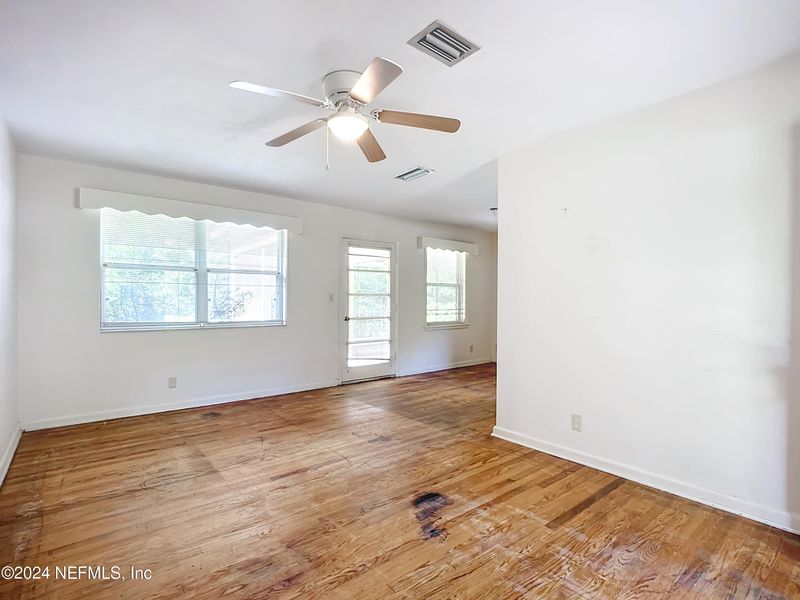 7838 Scotland Rd, Jacksonville, FL 32217