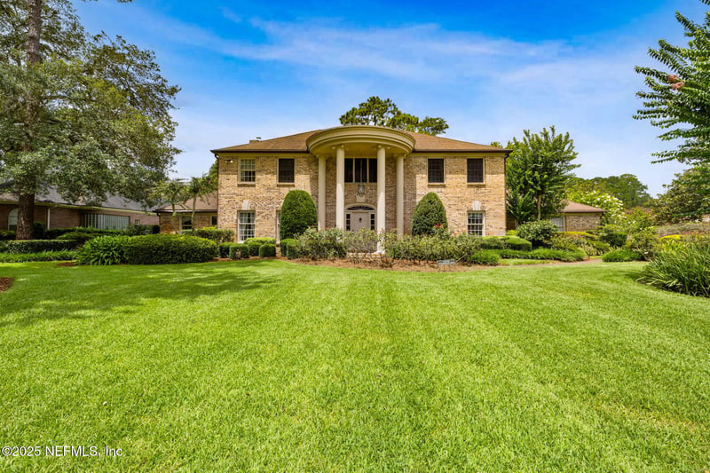7838 Woodsdale Ln, Jacksonville, FL 32256