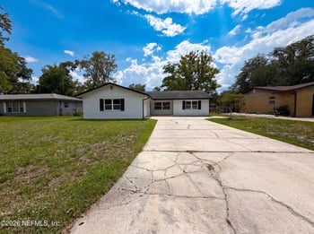 7842 Rondeau Dr E, Jacksonville, FL 32217