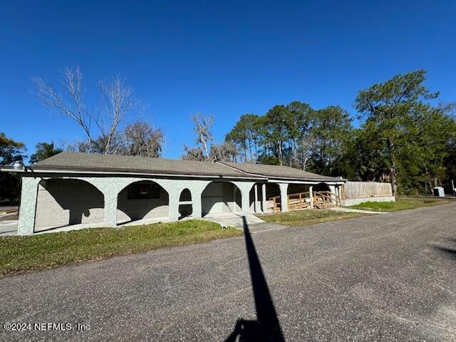 7854 Moncrief Dinsmore Rd, Jacksonville, FL 32219