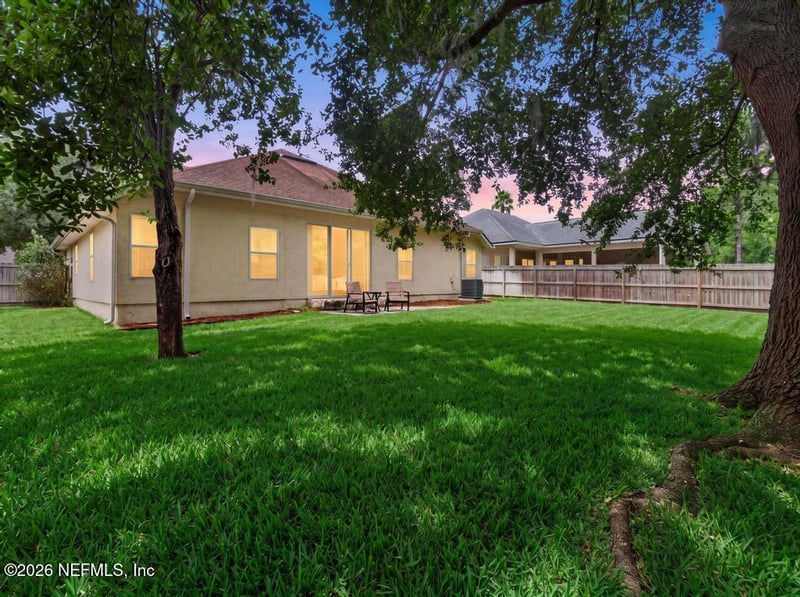 7883 Chase Meadows Dr E, Jacksonville, FL 32256
