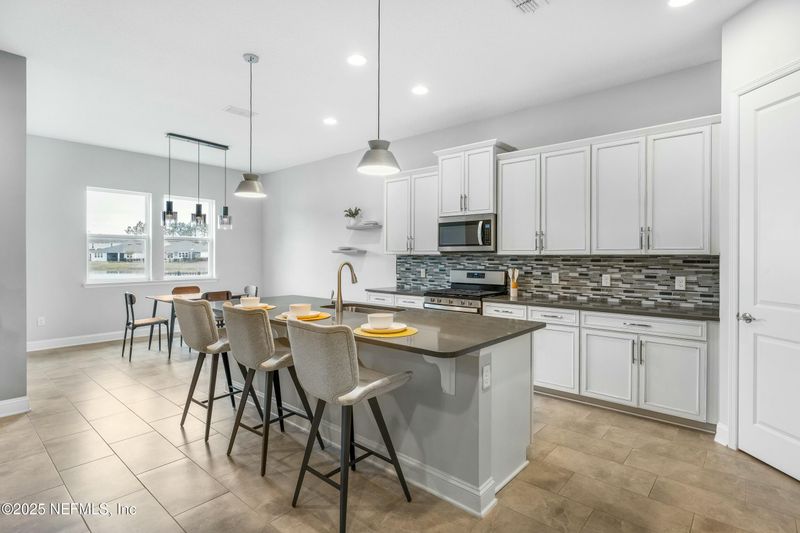 79 Indian Grass Dr, St Johns, FL 32259