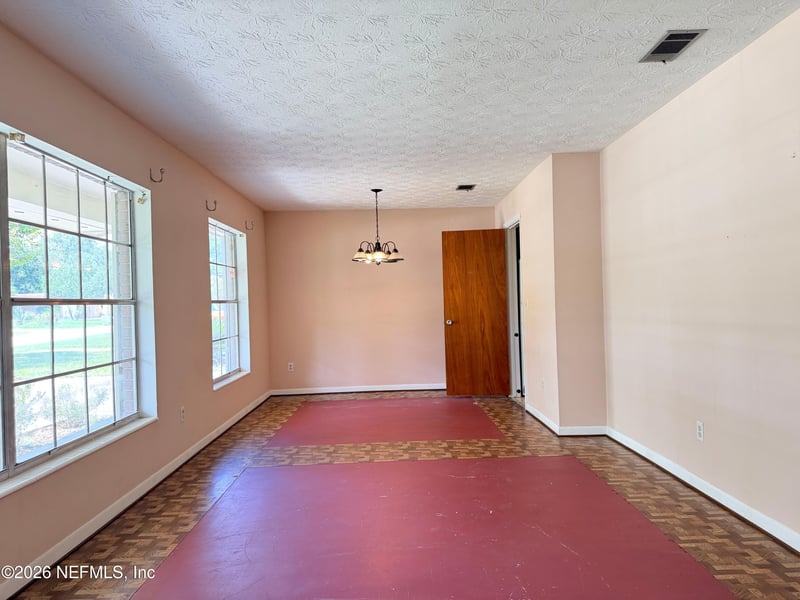 7919 Rondeau Dr E, Jacksonville, FL 32217