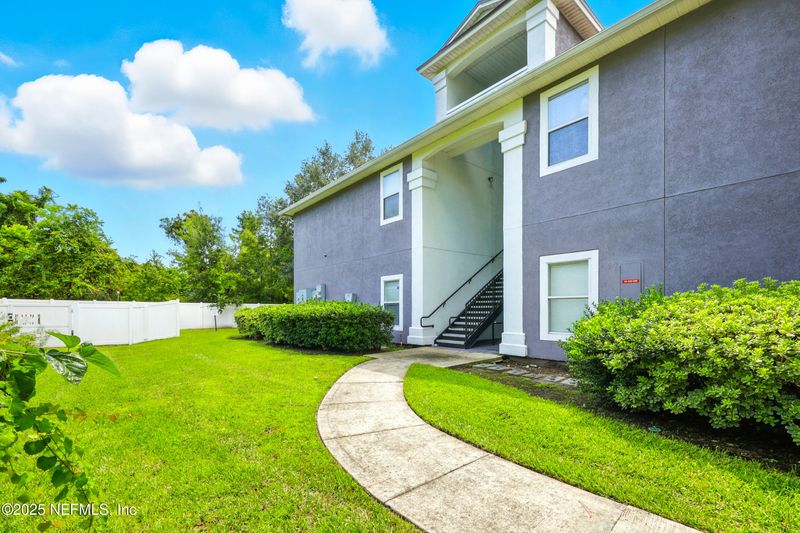7920 Merrill Rd #107, Jacksonville, FL 32277