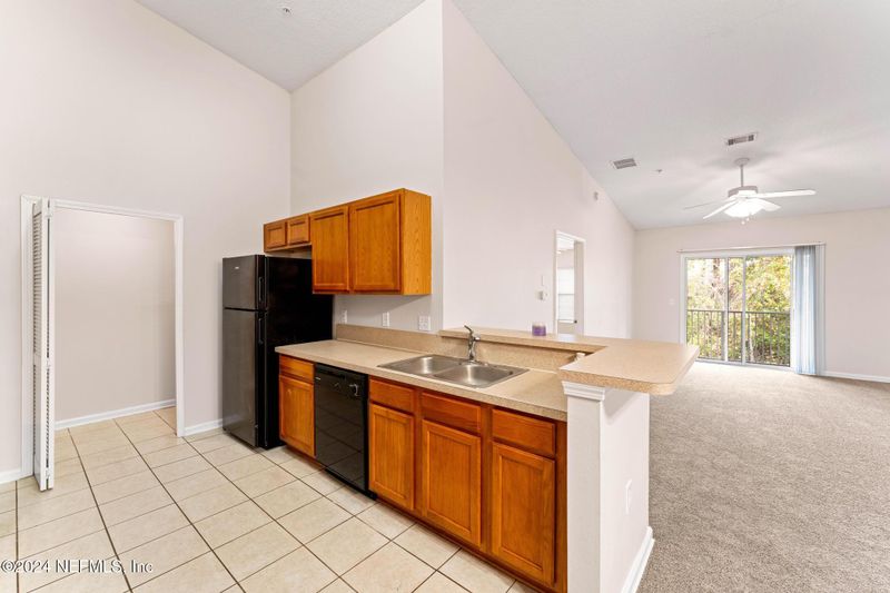 7920 Merrill Rd #2214, Jacksonville, FL 32277