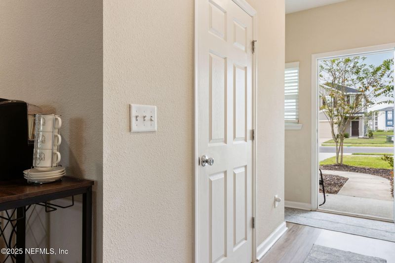 7923 Merchants Way, Jacksonville, FL 32222