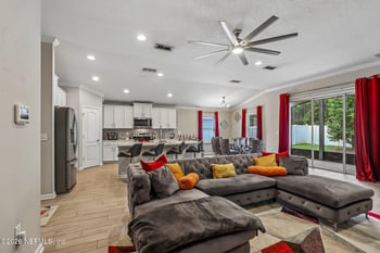 7924 Island Fox Rd, Jacksonville, FL 32222