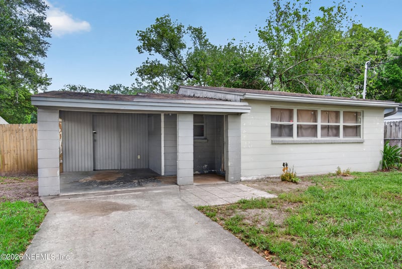 7933 Berry Ave, Jacksonville, FL 32211