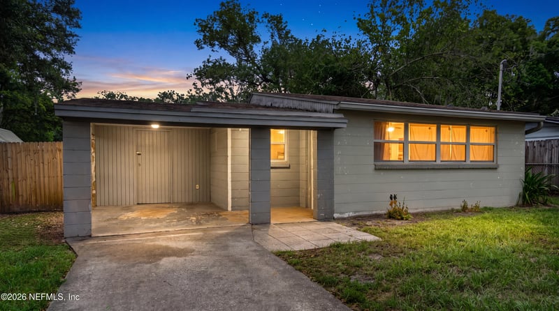 7933 Berry Ave, Jacksonville, FL 32211