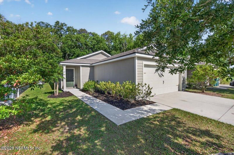 7940 Meadow Walk Ln, Jacksonville, FL 32256