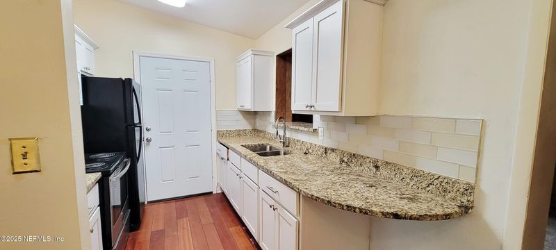 7943 Lorient Dr, Jacksonville, FL 32210