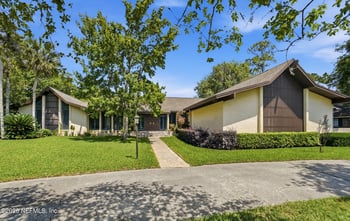 7946 Quailwood Dr, Jacksonville, FL 32256