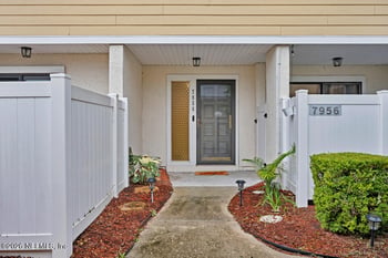 7956 Los Robles Ct #7956, Jacksonville, FL 32256