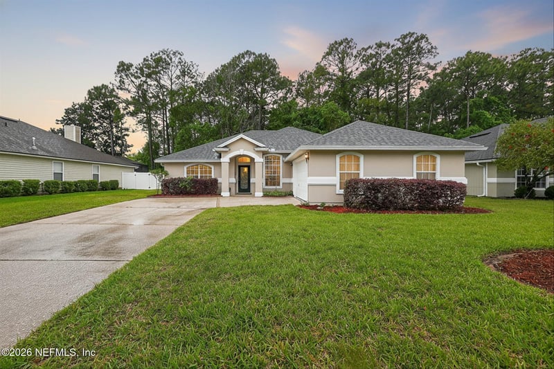 796 Grand Parke Dr, St Johns, FL 32259