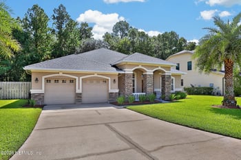 796 Reflection Cove Rd E, Jacksonville, FL 32218
