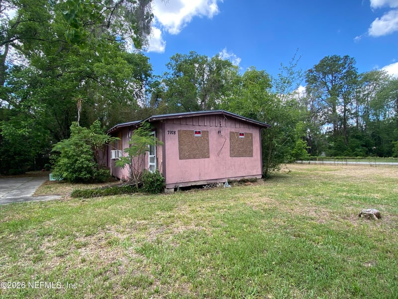 7978 Siskin Ave, Jacksonville, FL 32219