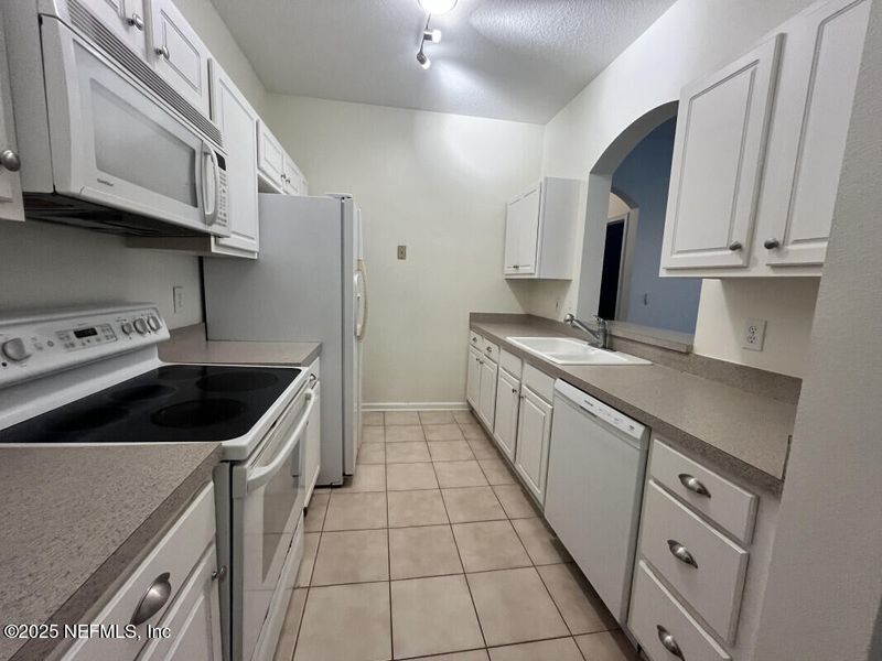 7990 Baymeadows Rd E #712, Jacksonville, FL 32256