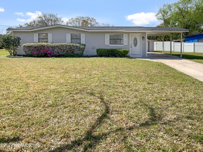 8006 Jacques Dr, Jacksonville, FL 32210