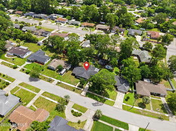 8015 Mendoza Dr, Jacksonville, FL 32217