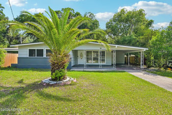 802 N Cypress St, Green Cove Springs, FL 32043