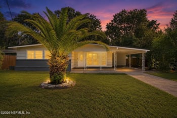 802 N Cypress St, Green Cove Springs, FL 32043