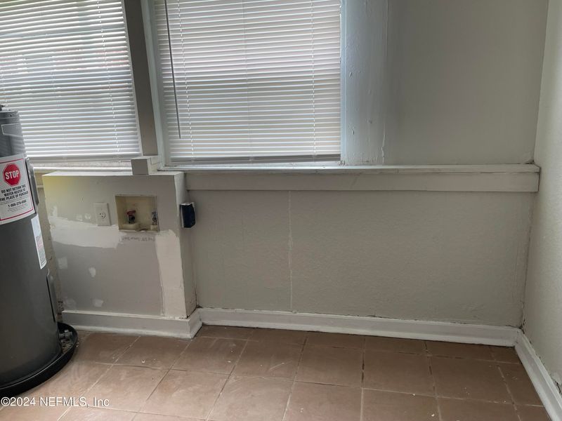 8025 Marion Cir, Jacksonville, FL 32208