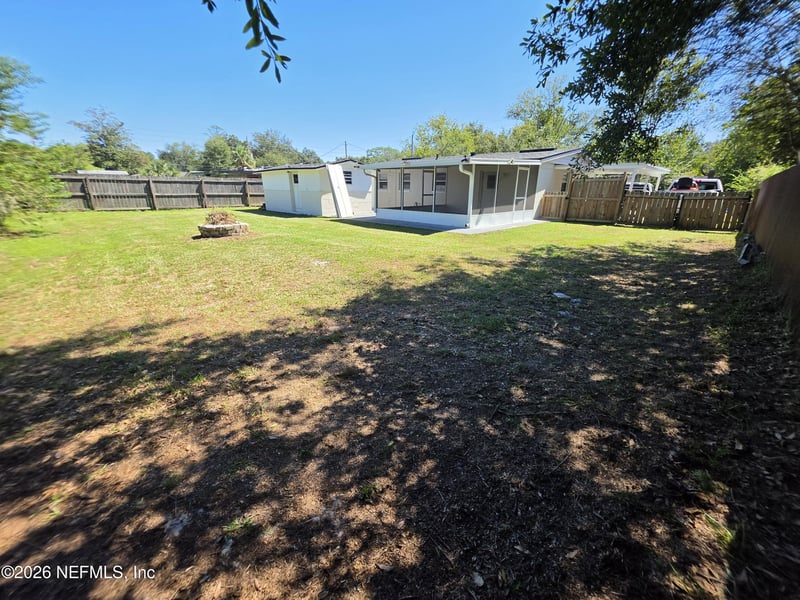 8027 Lourdes Dr S, Jacksonville, FL 32210