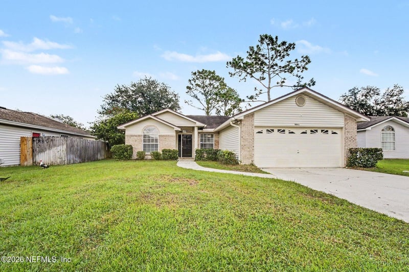 8031 Macinnes Dr E, Jacksonville, FL 32244