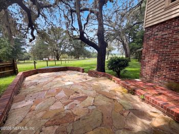 8042 County Line Rd, Melrose, FL 32666