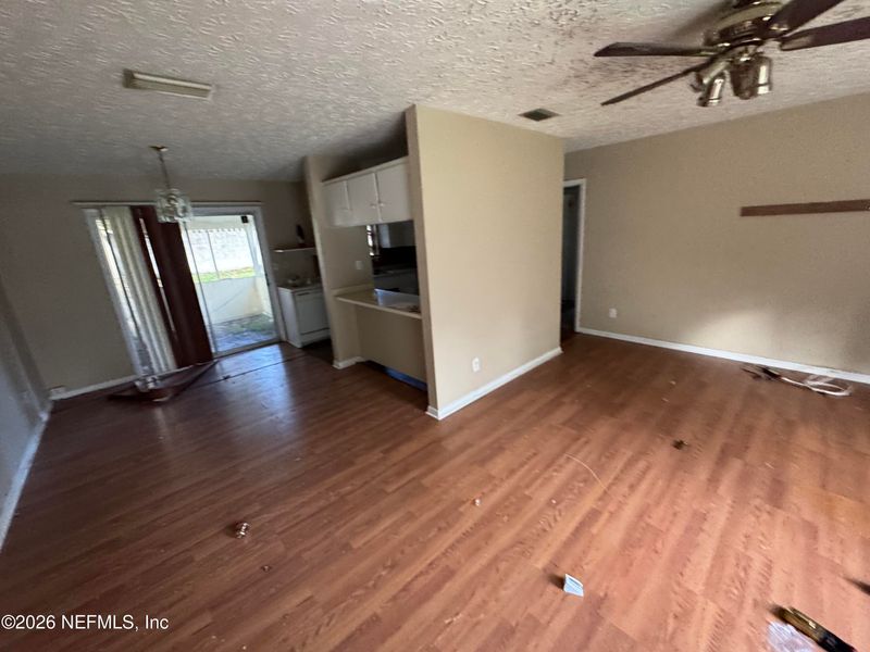 8045 Delaroche Dr, Jacksonville, FL 32210