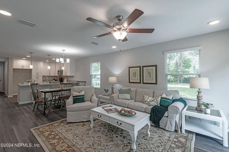 8047 Cannon St, Jacksonville, FL 32220