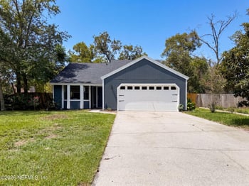 8048 Kilwinning Ln, Jacksonville, FL 32244