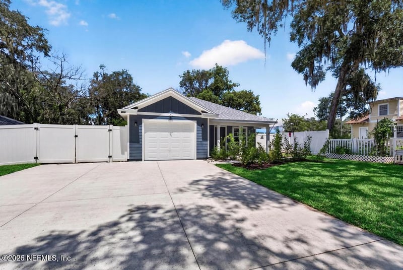 806 Cove St, Green Cove Springs, FL 32043