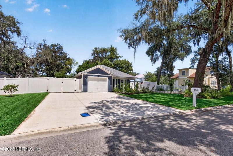 806 Cove St, Green Cove Springs, FL 32043