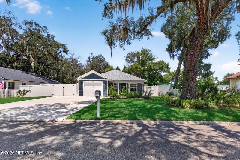 806 Cove St, Green Cove Springs, FL 32043