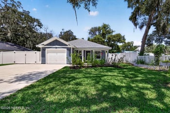 806 Cove St, Green Cove Springs, FL 32043