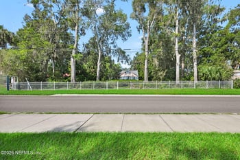 806 River Rd, Orange Park, FL 32073