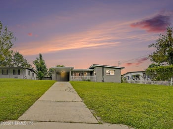 8061 Delaroche Dr, Jacksonville, FL 32210