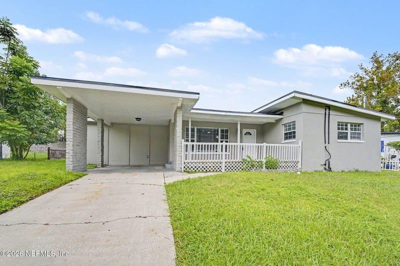 8061 Delaroche Dr, Jacksonville, FL 32210