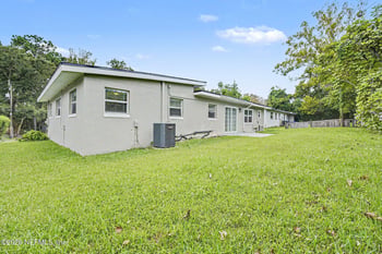 8061 Delaroche Dr, Jacksonville, FL 32210