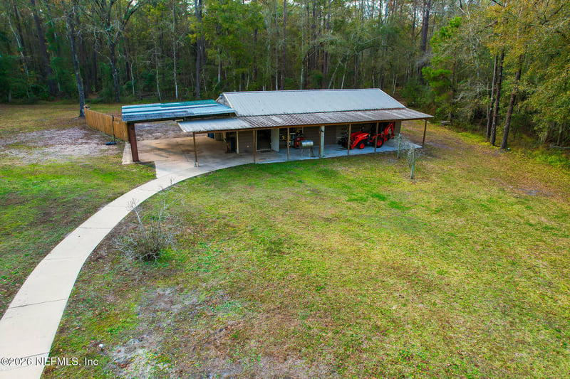 8063 Sycamore Ln W, Jacksonville, FL 32219