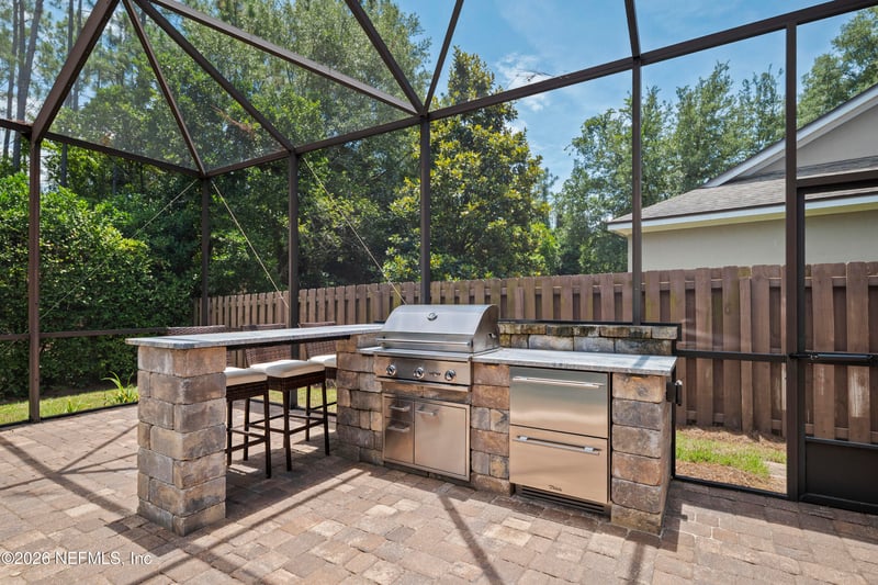 8065 Mount Ranier Dr, Jacksonville, FL 32256