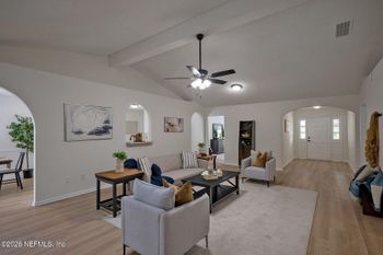 8067 Mactavish Way W, Jacksonville, FL 32244