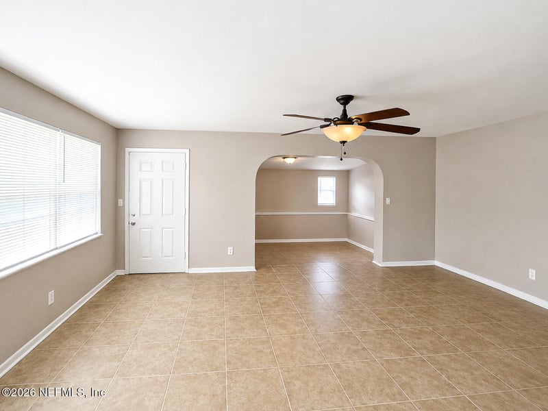 8067 Santillo Dr, Jacksonville, FL 32217
