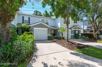808 Black Cherry Dr S, St Johns, FL 32259